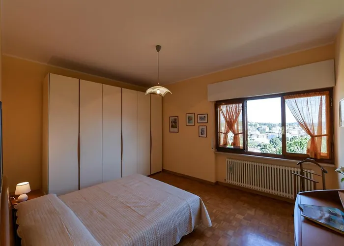 펜션 Autonoma Affacciata Sul Golfo Borromeo 베르바니아