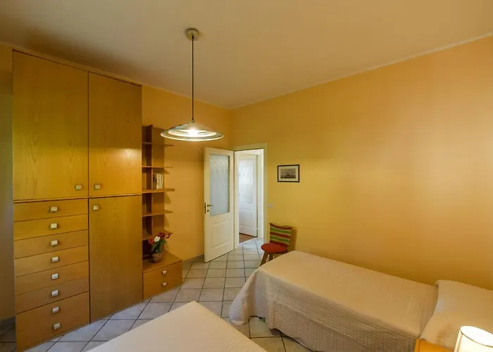 Autonoma Affacciata Sul Golfo Borromeo * 韦尔巴尼亚